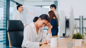 Hindari Kebiasaan Mengganggu Kesehatan Mental