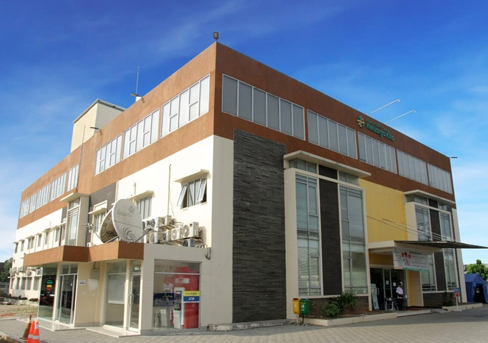 Gedung Rumah Sakit Keluarga Kita
